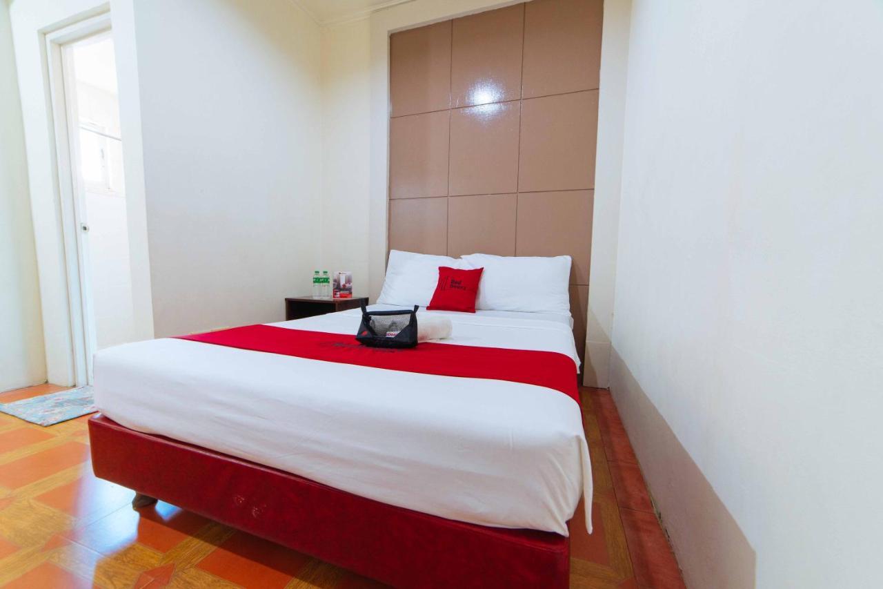 Reddoorz Near Walking Street Angeles City Exteriör bild